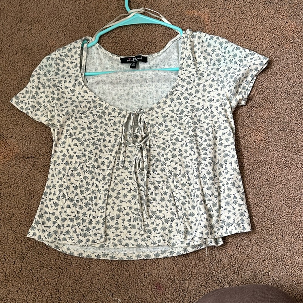 Shirt sleeve blouse size medium